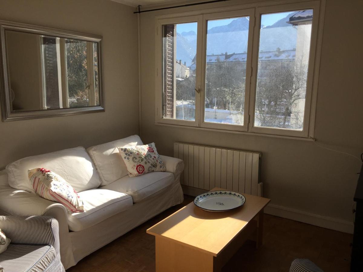 Superbe Appartement A Bourg D'Oisans Avec Terrasse Sud Le Bourg-dʼOisans Kültér fotó