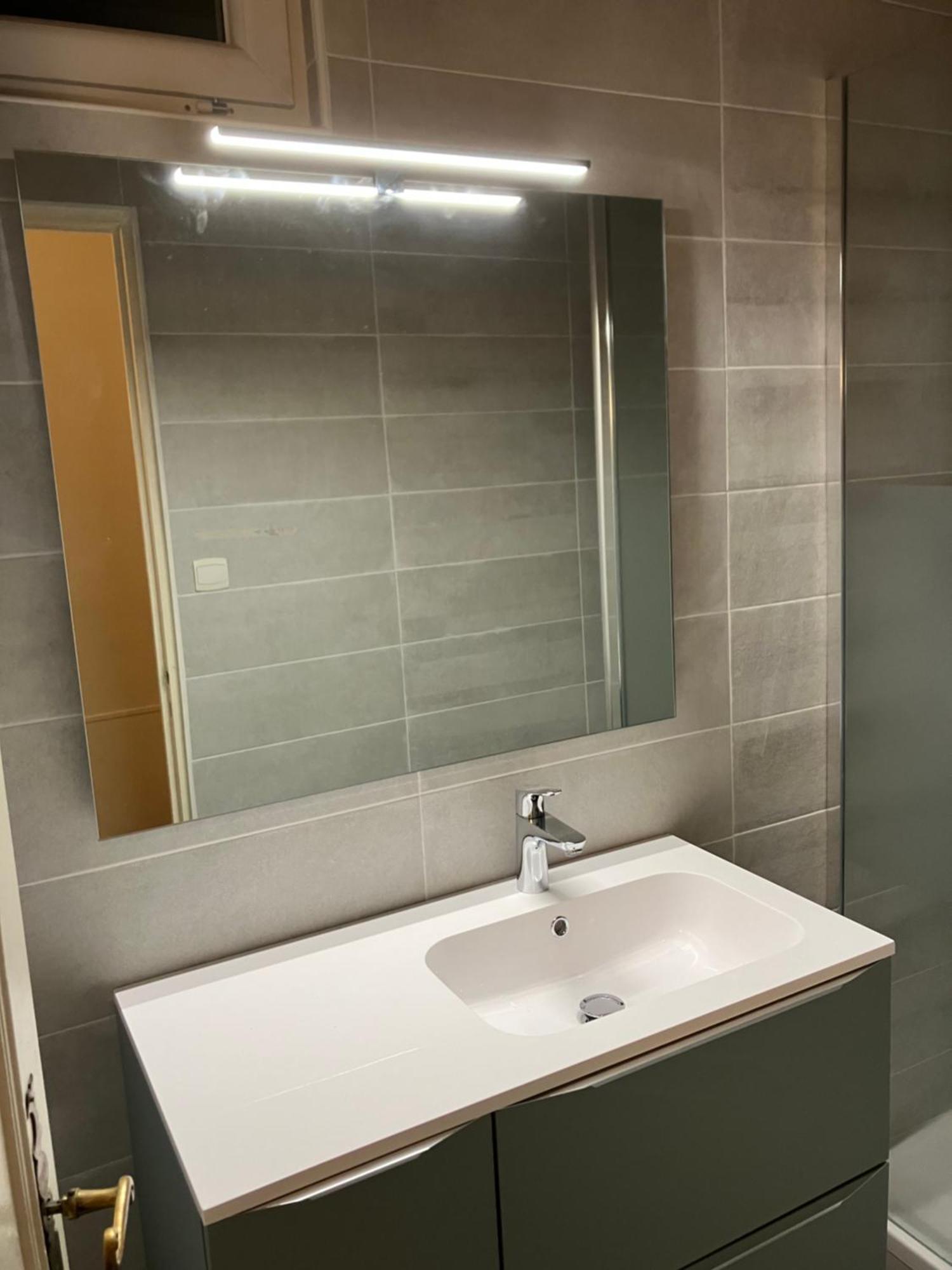 Superbe Appartement A Bourg D'Oisans Avec Terrasse Sud Le Bourg-dʼOisans Kültér fotó